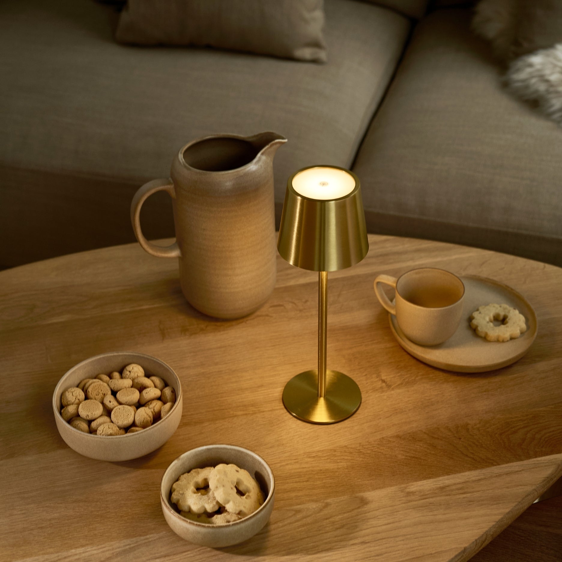 Stella Tall LED Lampe